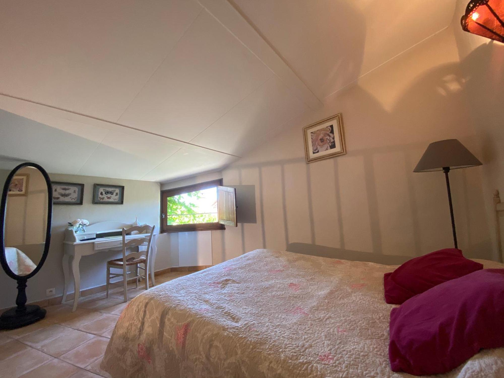 Auberge De La Tour De Brison Sanilhac  Quarto foto